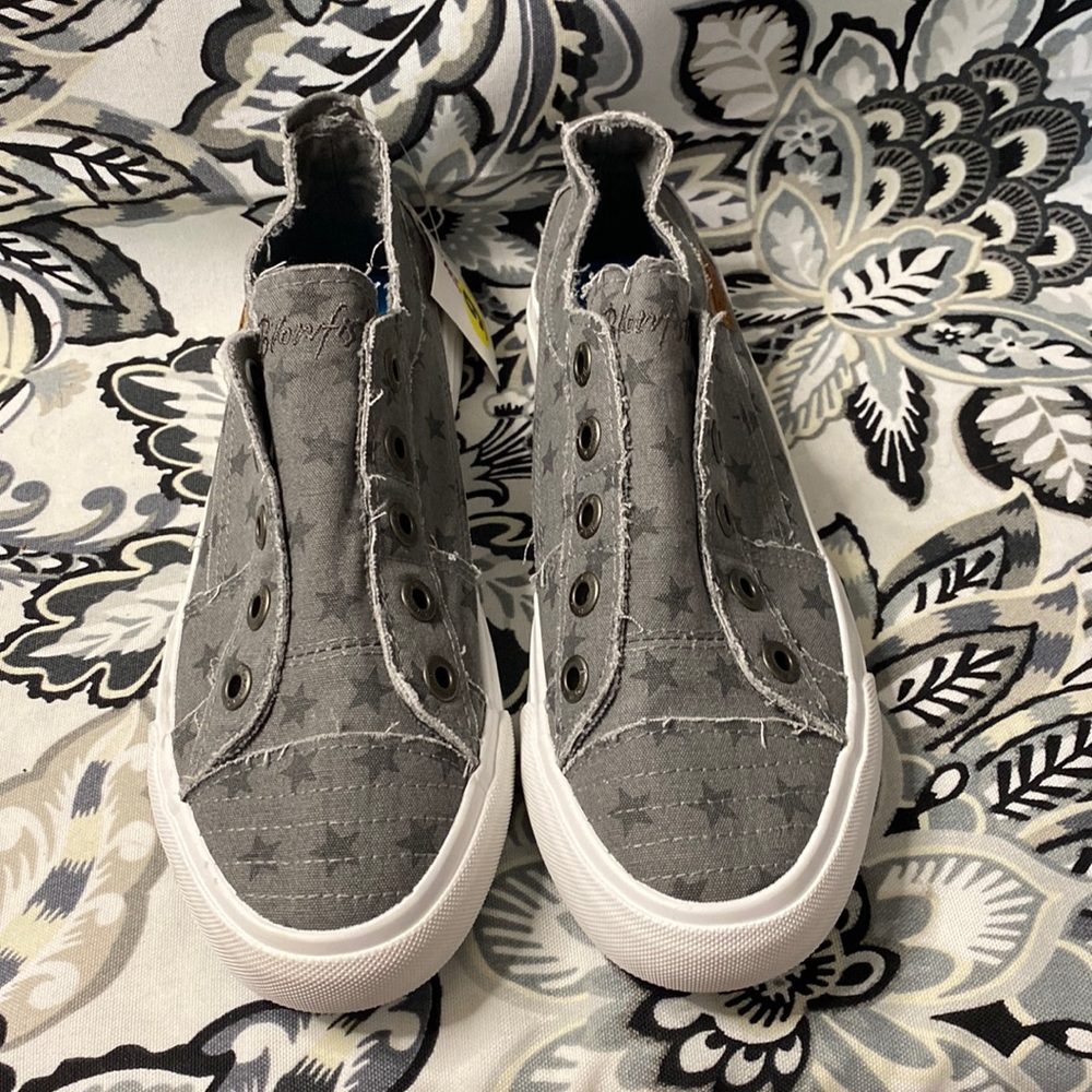 Blowfish Malibu Star tennis shoes